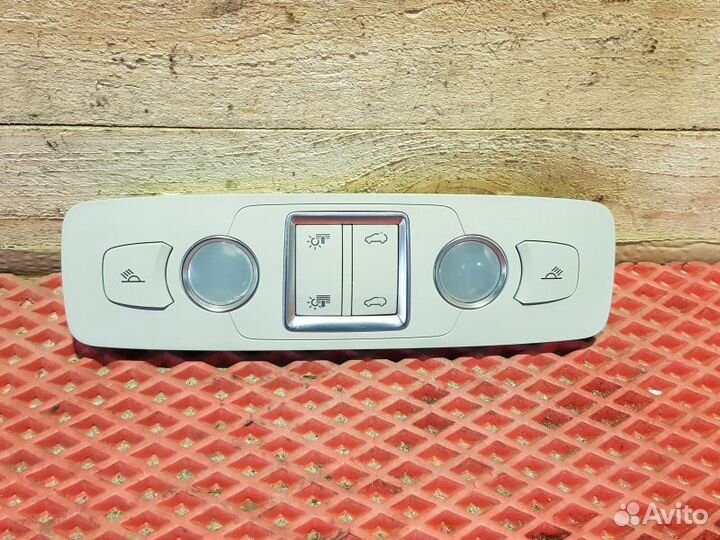 Плафон салонный Audi Q7 4.2 TDI