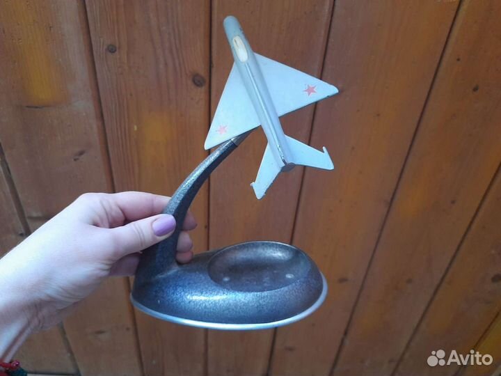 Советская винтажная пепельницы самолёт истребитель