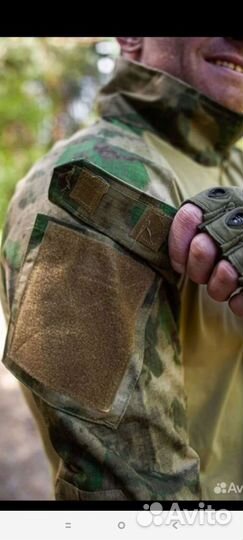 Тактический костюм с наколенниками