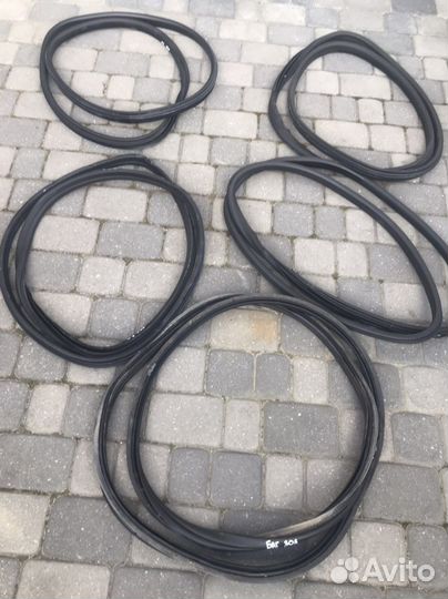 Уплотнительный резинки дверей Peugeot 308