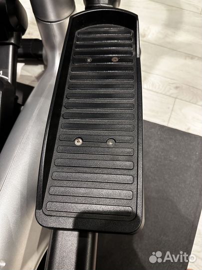 Эллиптический тренажер Clear Fit Avangard VG65