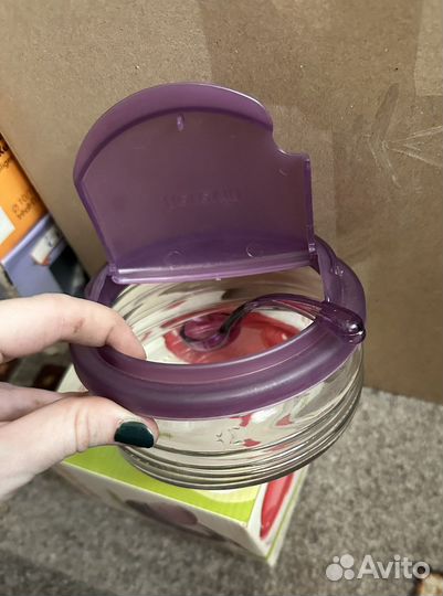 Сахарница с крышкой новая