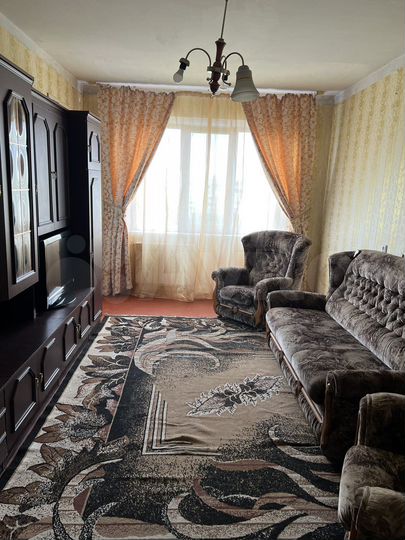 3-к. квартира, 65 м², 8/10 эт.