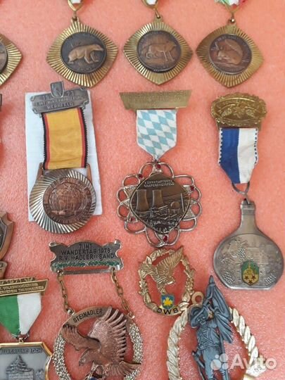 Значок на подвесе