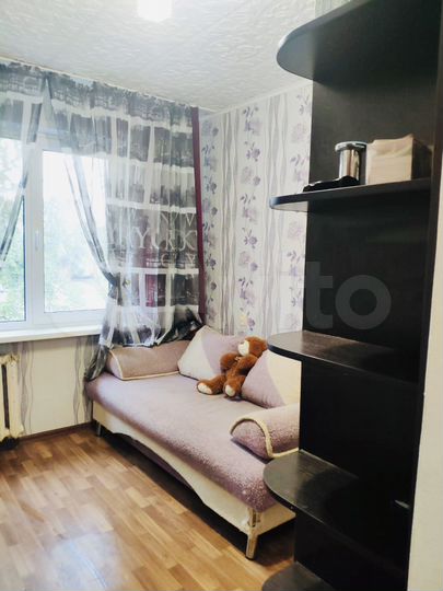 Комната 9,3 м² в 3-к., 4/5 эт.