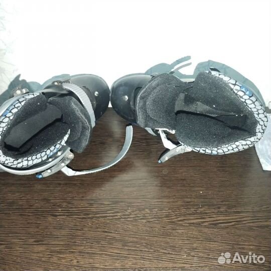 Коньки хоккейные