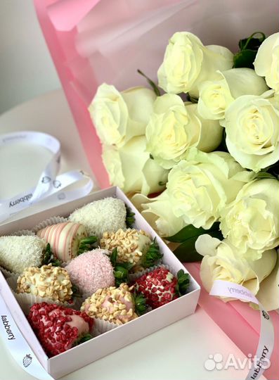 Букеты из клубники в шоколаде к празднику