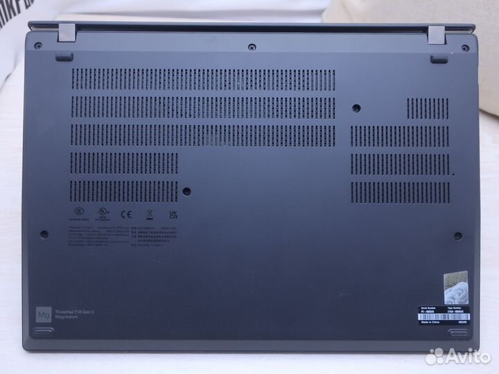 ThinkPad T14 Gen.3 I7-1270p, 16, 512, 2.2K