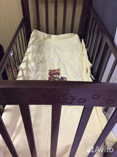 Кровать-манеж