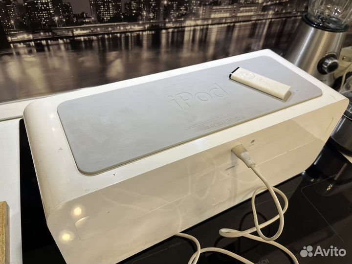 Apple iPod Hi-Fi (A1121), б/у