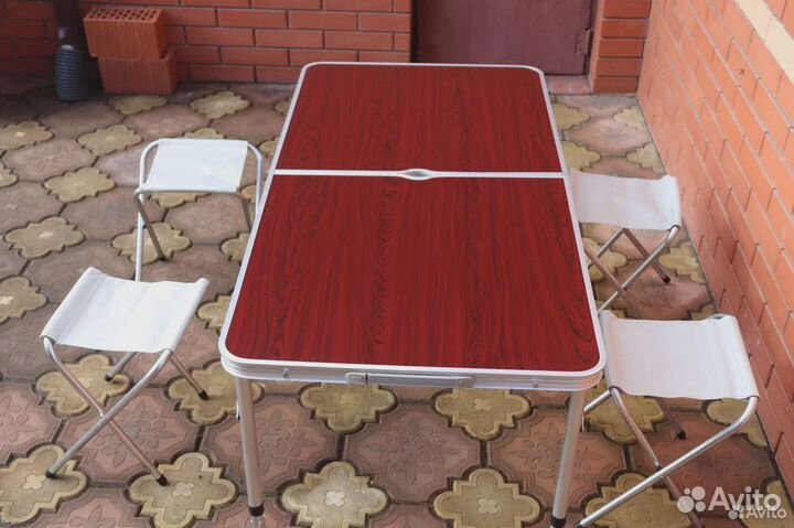 Туристический стол со стульями складной
