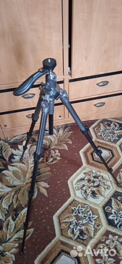 Штатив для фотоаппарата Sumdex