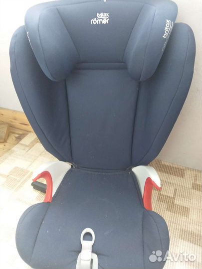 Автомобильное кресло