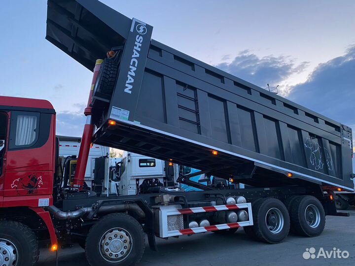 Shacman (Shaanxi) X3000, 2023