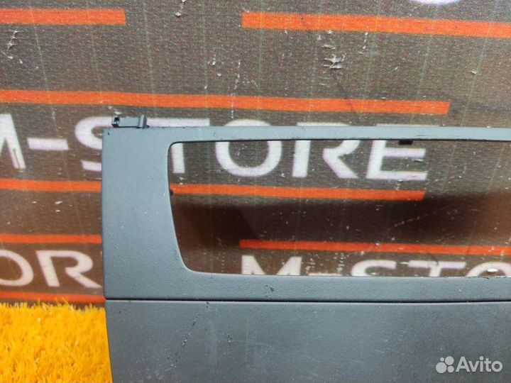 Рамка магнитолы Bmw 3-Series E90 N46B20B 2008