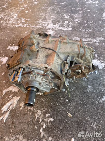 Коробка раздаточная Toyota Hilux 2kdftv 2.5