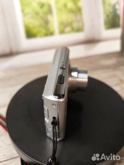 Цифровой фотоаппарат Y2K Sony cyber shot dsc-w530