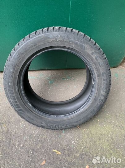 Bridgestone Ice Cruiser 7000 235/55 R17