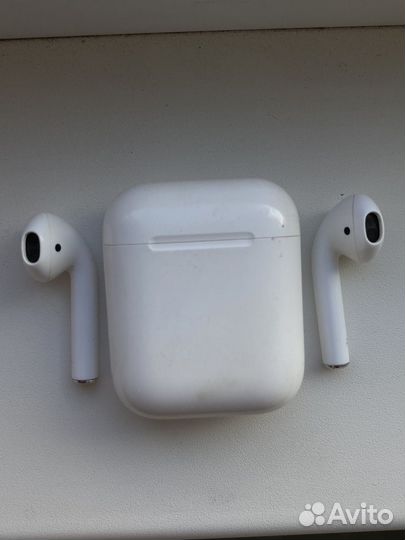 Airpods 1
