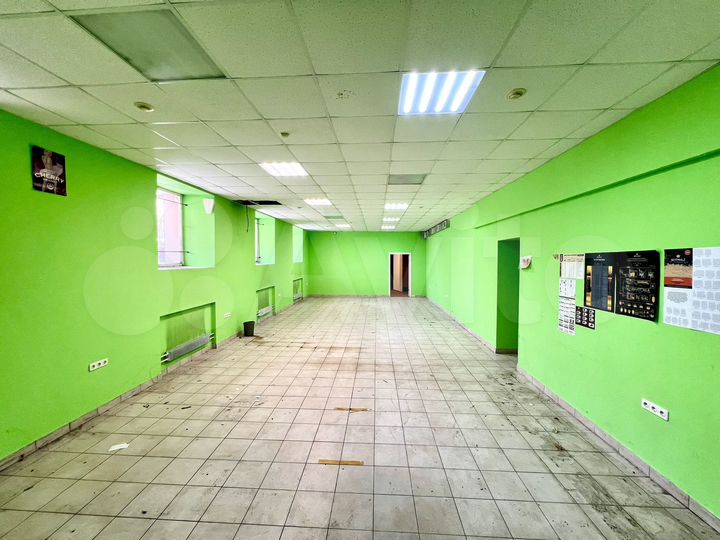 Офисное помещение на первой линии, 224 м²