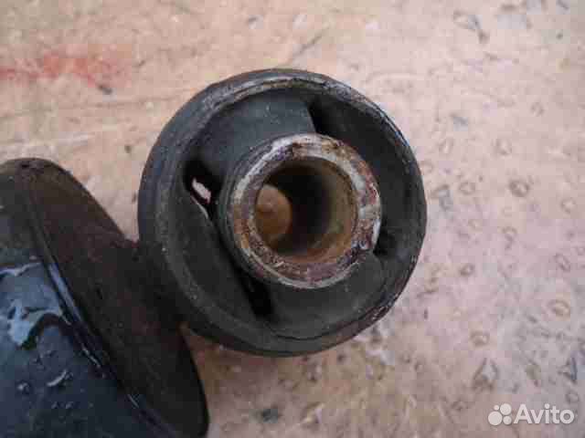 Амортизатор задний R Kia Sorento 2 XM