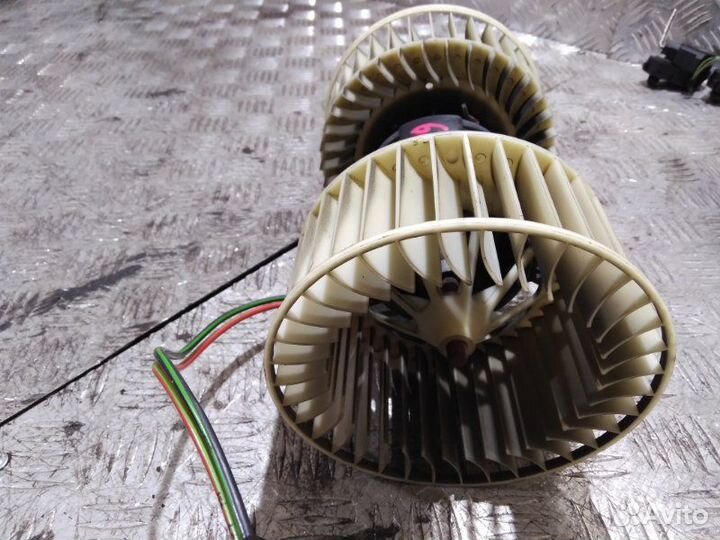 Мотор печки Land Rover Range Rover L322 428PS