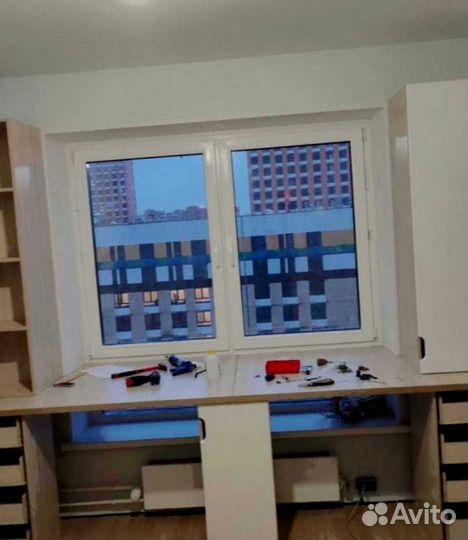 Рабочая зона у окна