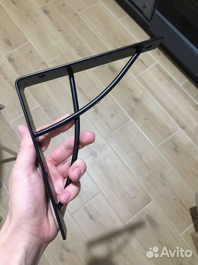 Держатель для полок