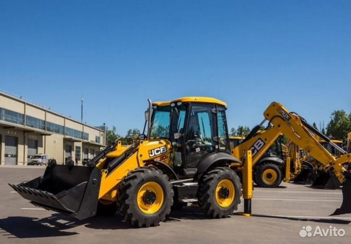 Водитель экскаватора-погрузчика JCB