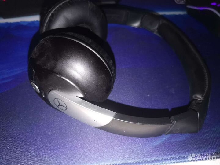 Беспроводные наушники