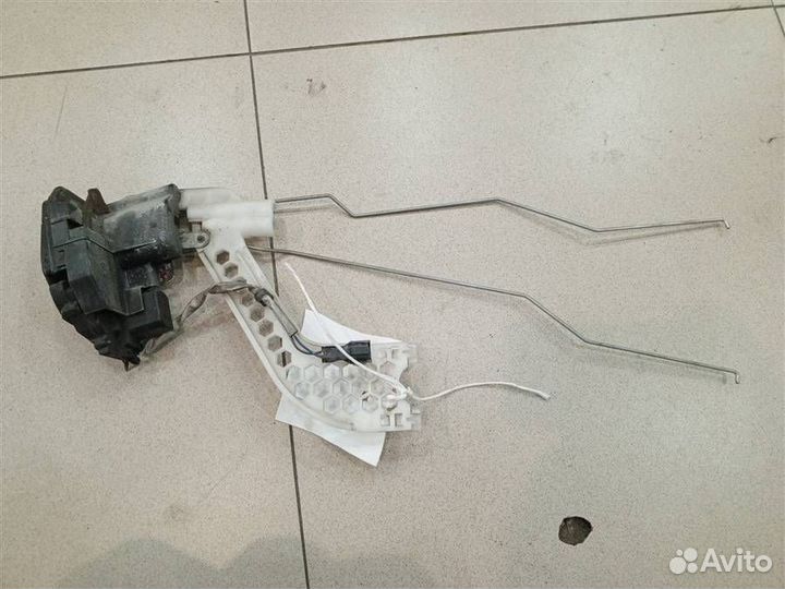 Замок двери задней правой Kia Cerato 2004-2008