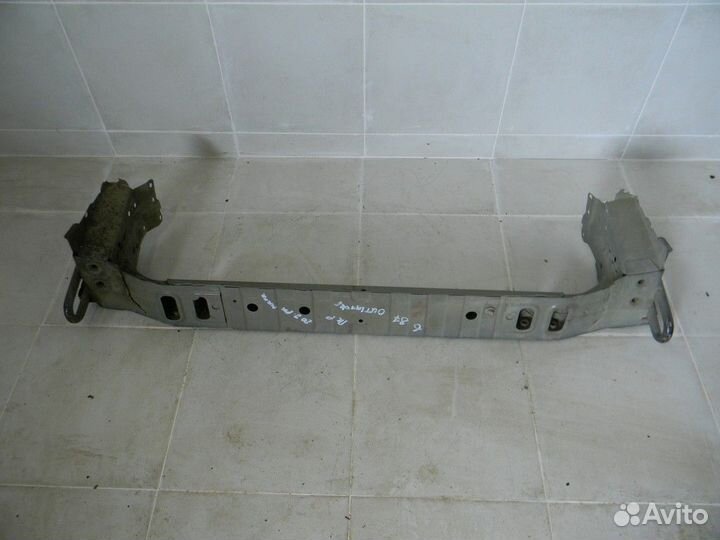 Балка подрадиаторная Outlander (GF) 2012