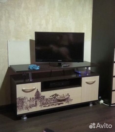 Тумба под телевизор Трия