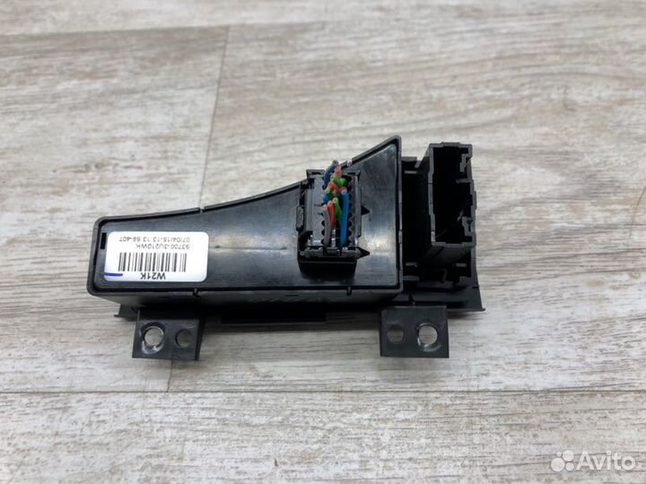 Кнопка многофункциональная Kia Sportage кроссовер