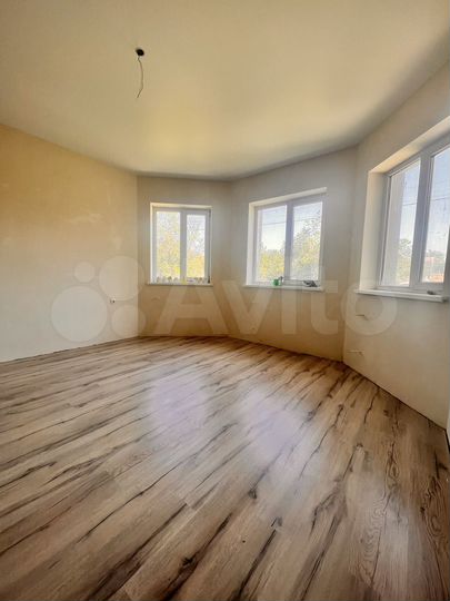 Дом 90 м² на участке 6 сот.