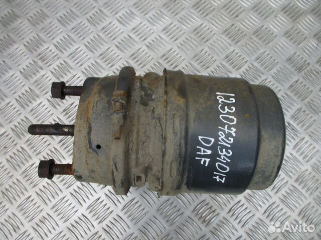 Энергоаккумулятор (задний левый) DAF 1686001