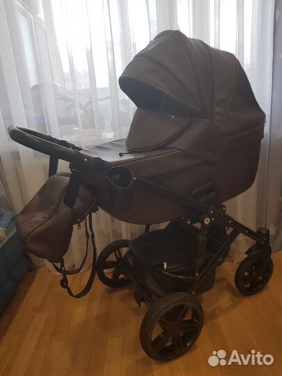 Коляска 3 в 1 agio Prado