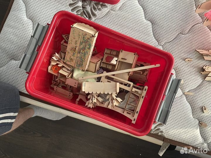 Детский игровой домик и мебель