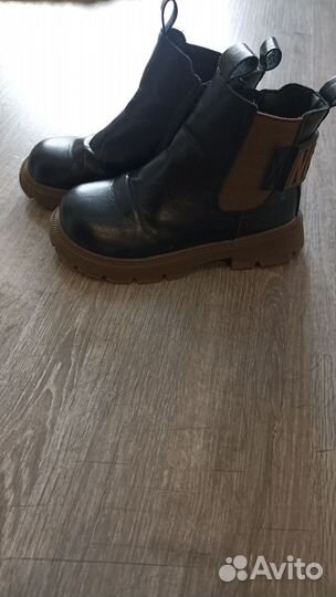 Ботинки для девочки