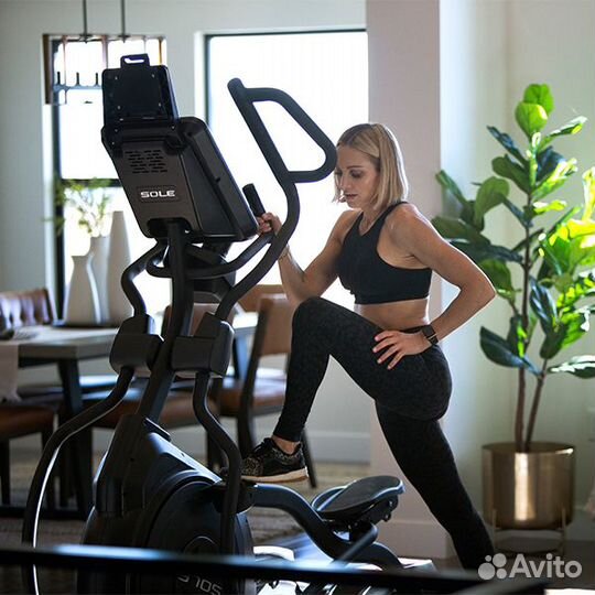 Эллиптический тренажер Sole E35 2019