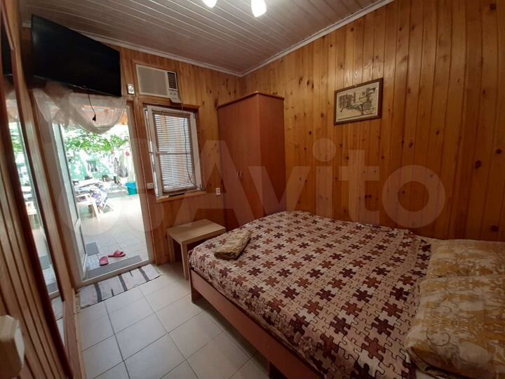 Комната 15 м² в 3-к., 1/1 эт.