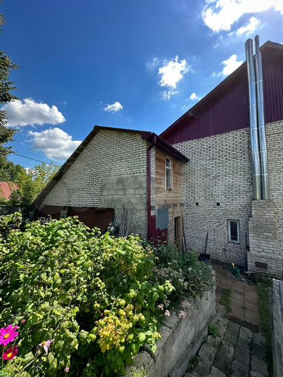 Дом 150 м² на участке 12 сот.