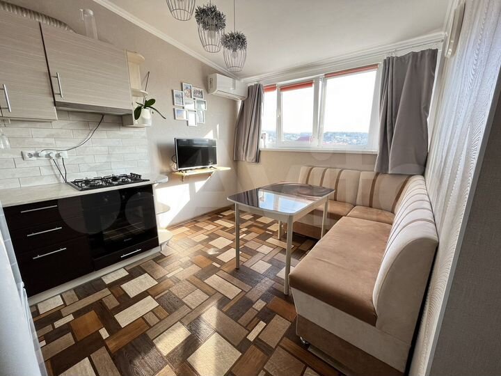 2-к. квартира, 40 м², 5/5 эт.