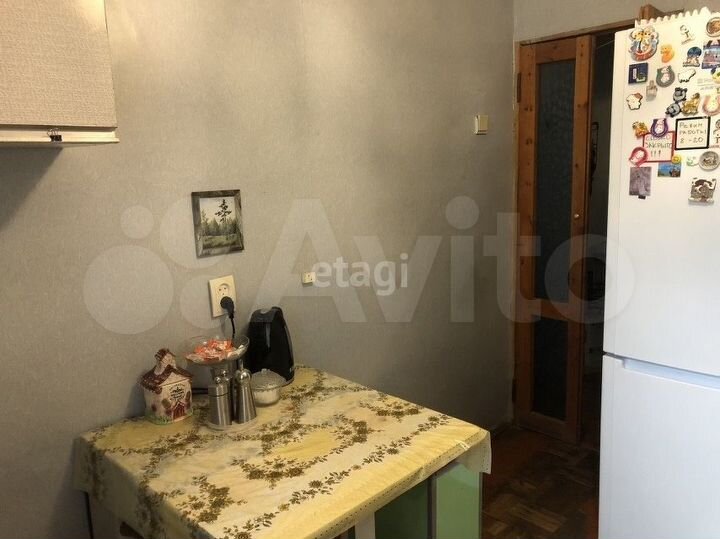 4-к. квартира, 72 м², 1/9 эт.