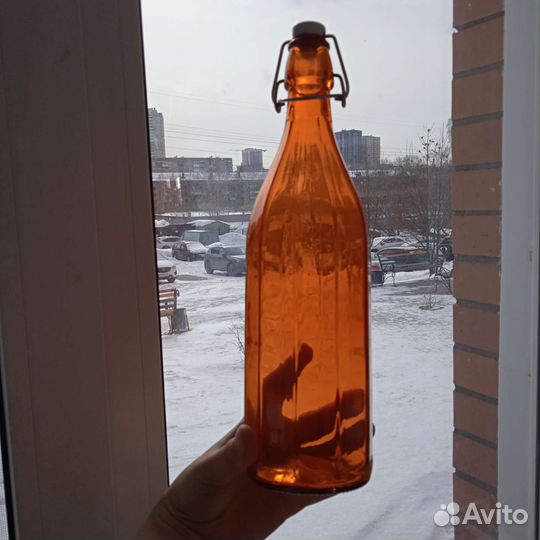 Бутылка стеклянная