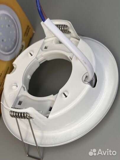 Светильник потолочный встраиваемый