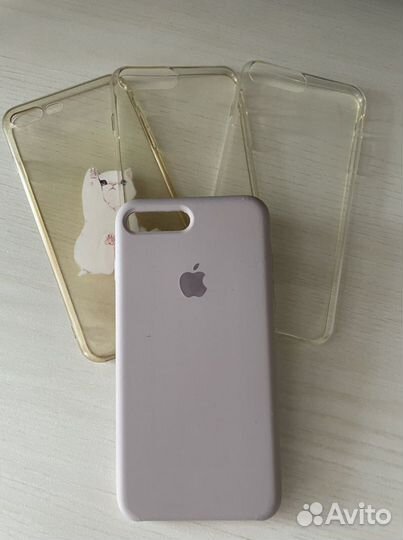 Чехлы на iPhone 8+