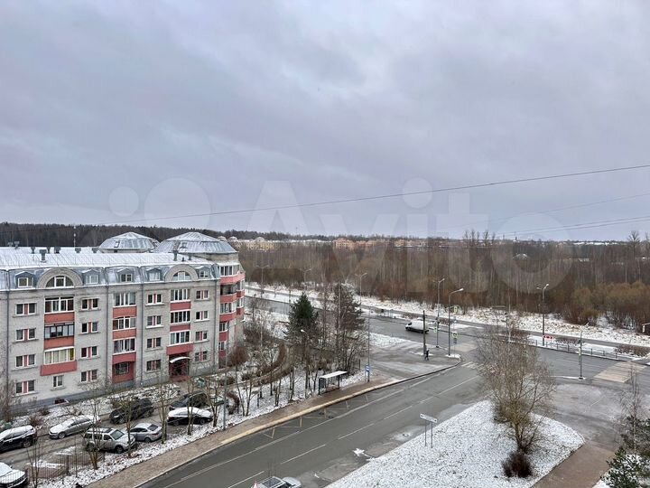 2-к. квартира, 108 м², 5/6 эт.