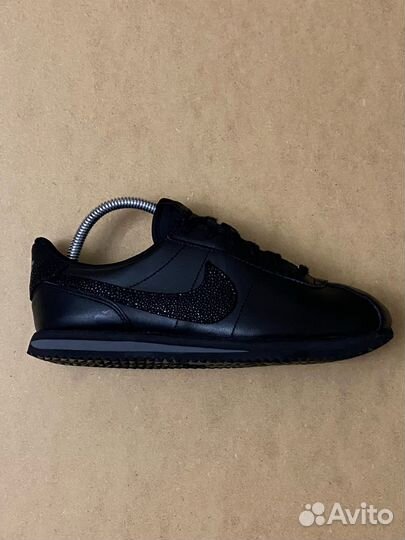 Кроссовки Nike Cortez 72 размер 37