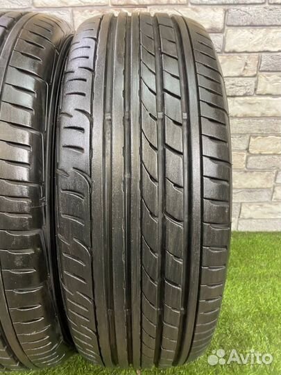 Dunlop Enasave RV503 215/65 R15
